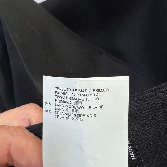 DSquared2 Women’s Black Shorts NWOT Wool/Silk Size 40/US 4 MSRP  $495 - Picture 8 of 8